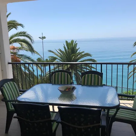 Tuhillo 8 * Nerja