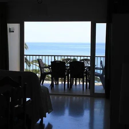 Tuhillo 8 * Nerja